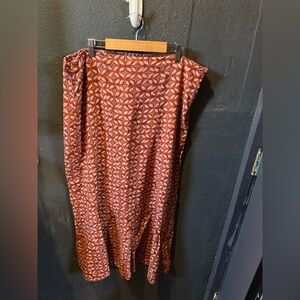 Maurices Geometric Maxi Skirt in Rust and White